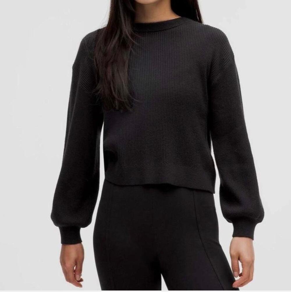 Lululemon sweater